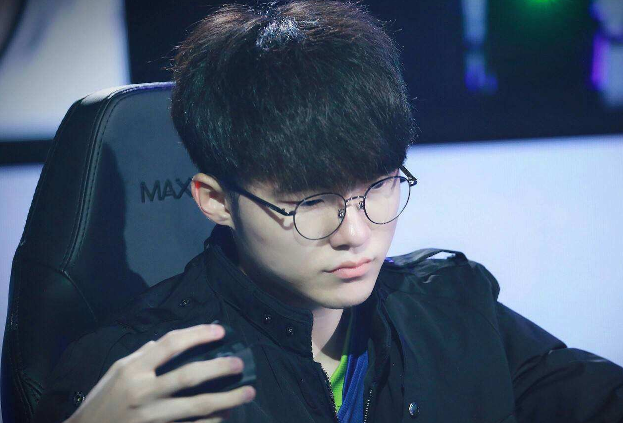 子与防守转